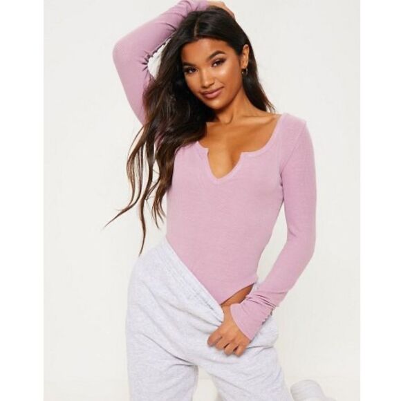 PrettyLittleThing V Neck Rib Bodysuit - Picture 1 of 7
